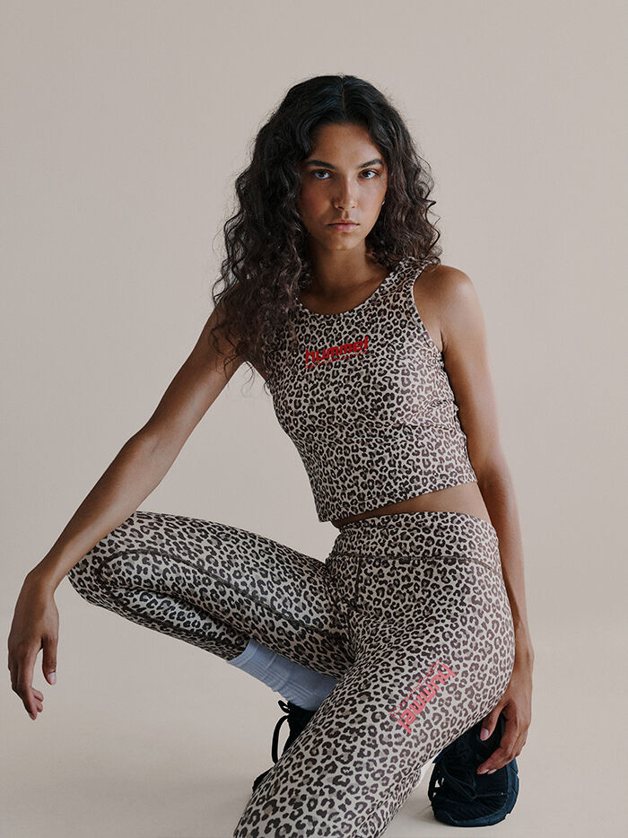LEO ACTIVEWEAR